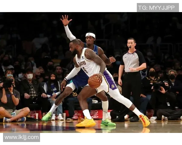 湖人对阵森林狼精彩全场回放2021赛季经典瞬间重温