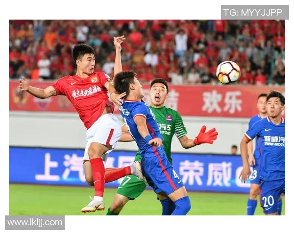 中超精彩对决恒大与重庆斯威全场录像回顾与精彩瞬间分析