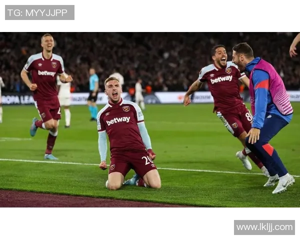 曼联对阵西汉姆联精彩赛事直播尽在爱奇艺平台观看不容错过