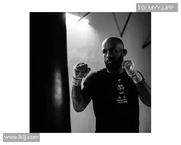 狄米崔斯约翰逊与约翰多德森的巅峰对决谁能问鼎荣耀之巅