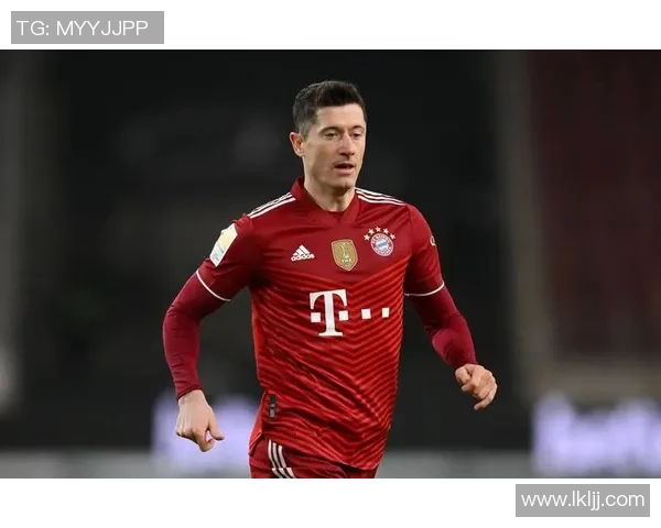 穆勒:留胡子是想测验不同的造型,队友们很喜欢我的络腮胡 穆勒:留胡子是想测验不同的造型,队友们很喜欢我的络腮胡